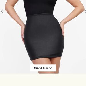 Popilush Shapewear Faux Leather Butt Lifting Mini Skirt